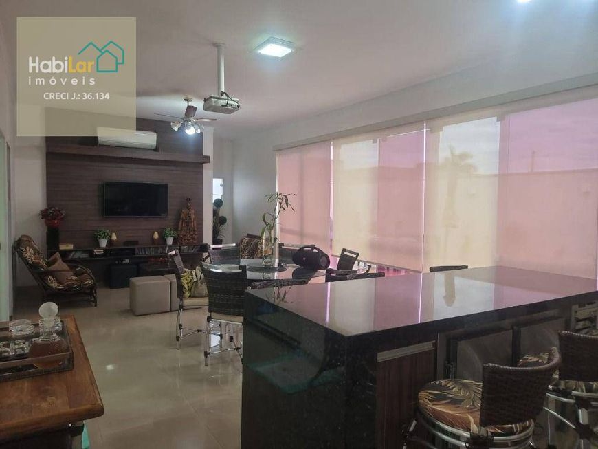 Casa com 3 dormitórios à venda, 240 m² por R$ 1.450.000,00 - Loteamento Recanto do Lago - São José d