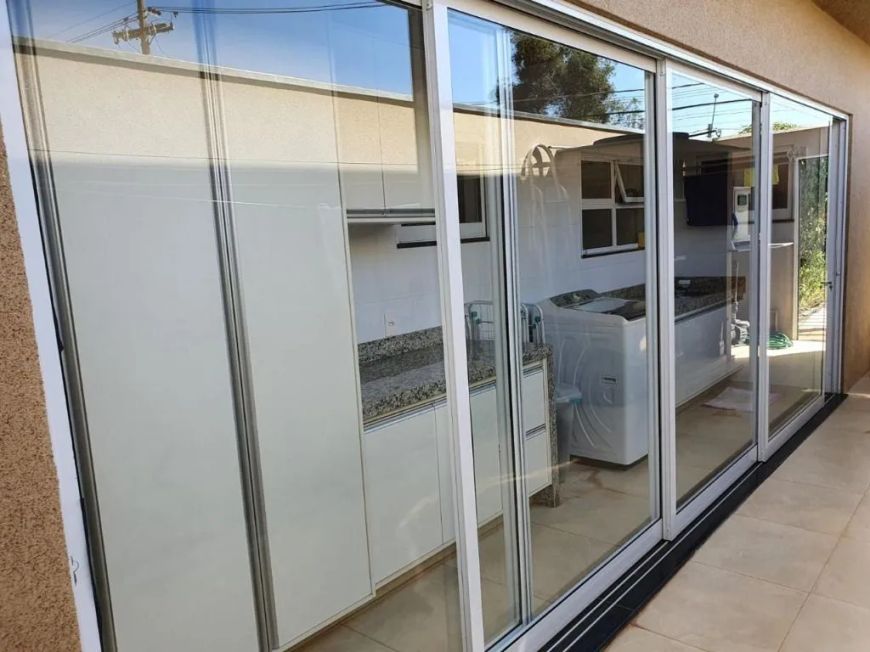 Casa com 4 dormitórios à venda, 439 m² por R$ 2.400.000,00 - Loteamento Recanto do Lago - São José d
