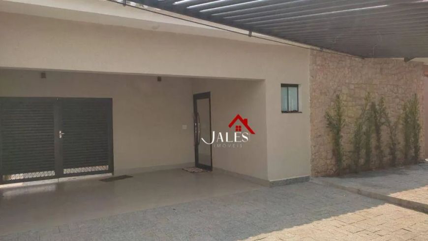 Casa com 4 dormitórios à venda, 230 m² por R$ 850.000,00 - Parque Residencial Comendador Mancor Daud