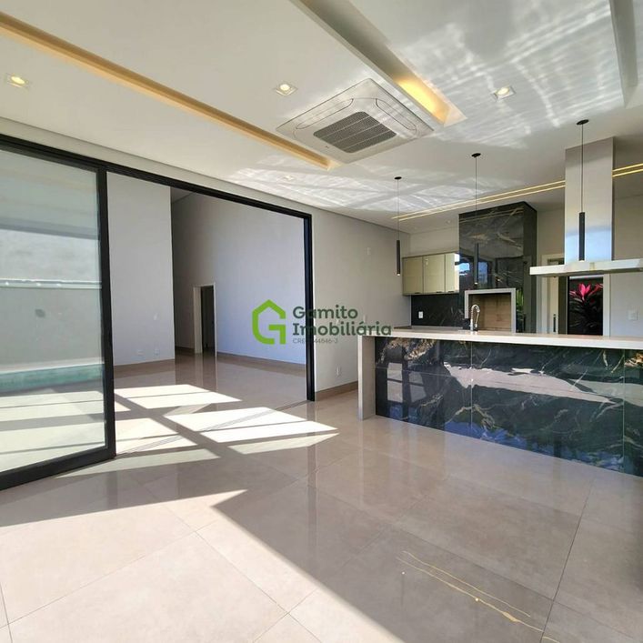 Casa com 3 suítes no Quinta do Golfe Jardins
