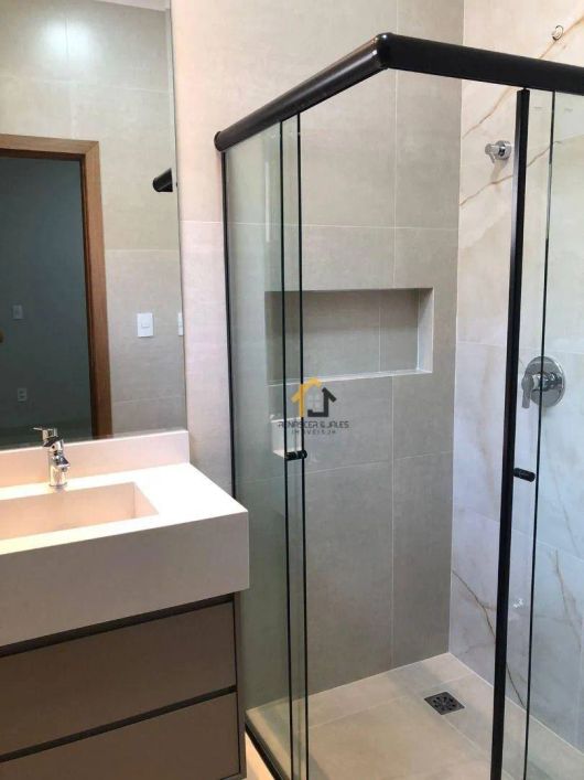 Casa com 3 dormitórios à venda, 246 m² por R$ 1.700.000,00 - Loteamento Recanto do Lago - São José d