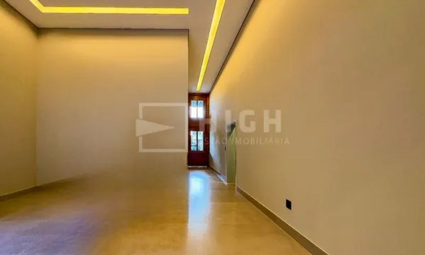 Casa térrea para venda Condomínio Residencial Damha VI - 4 suítes e piscina aquecida