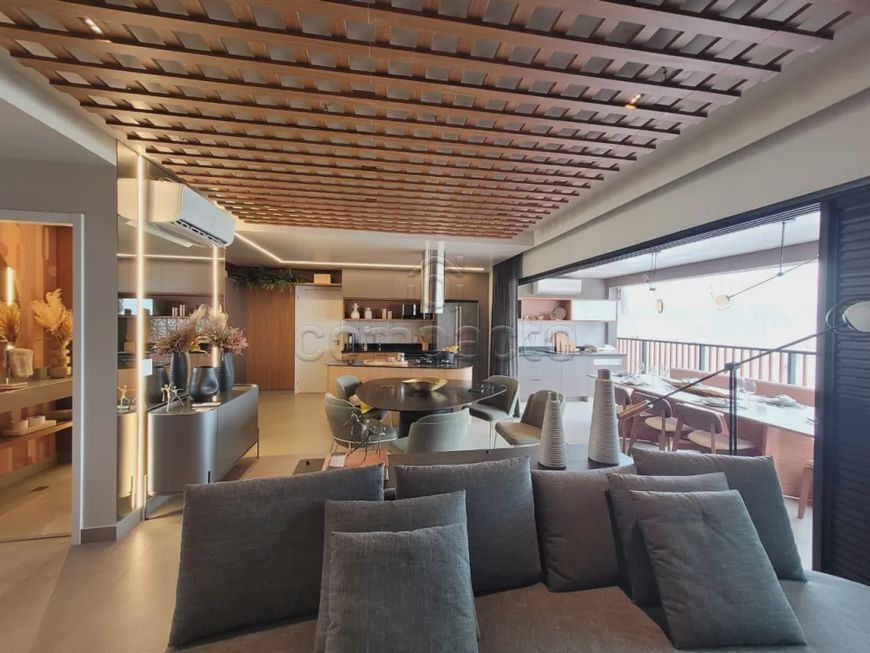 Apartamento Padrão em São José do Rio Preto