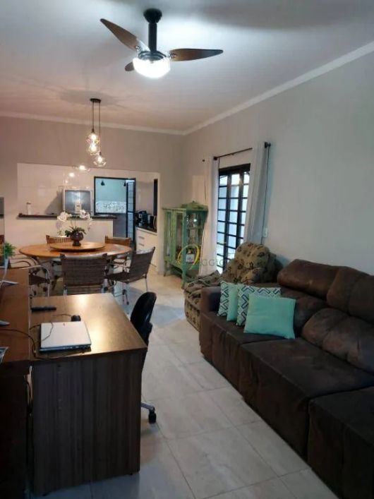 Casa com 2 dormitórios à venda, 177 m² por R$ 475.000,00 - Parque das Amoras II - São José do Rio Pr