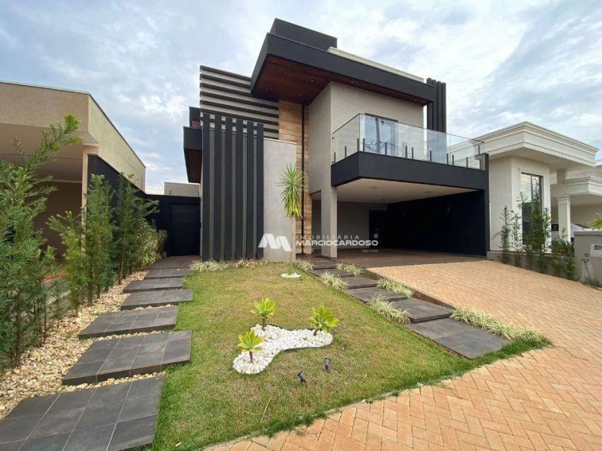 Sobrado com 3 dormitórios à venda, 237 m² por R$ 1.550.000,00 - QUINTA DO LAGO - BLUE LAGOON - São J