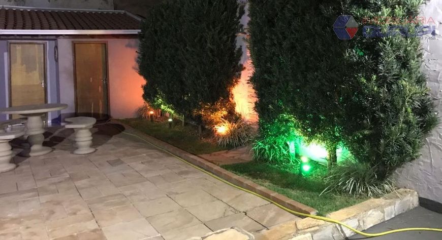 Casa com 2 dormitórios à venda, 260 m² por R$ 600.000,00 - Parque das Flores II - São José do Rio Pr