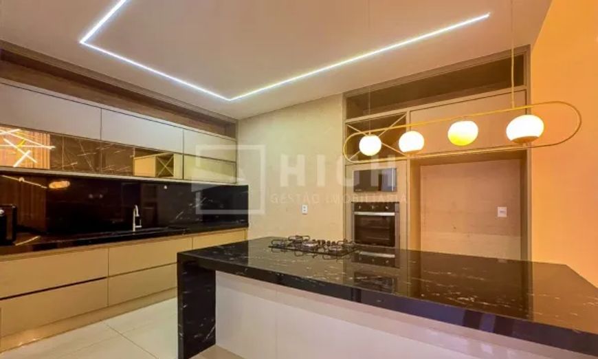 Casa térrea para venda no Condomínio Residencial Damha VI - Piscina aquecida e 3 suítes