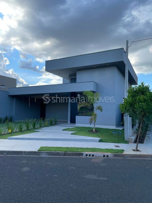 Casa para venda no condomínio Residencial Gaivota II