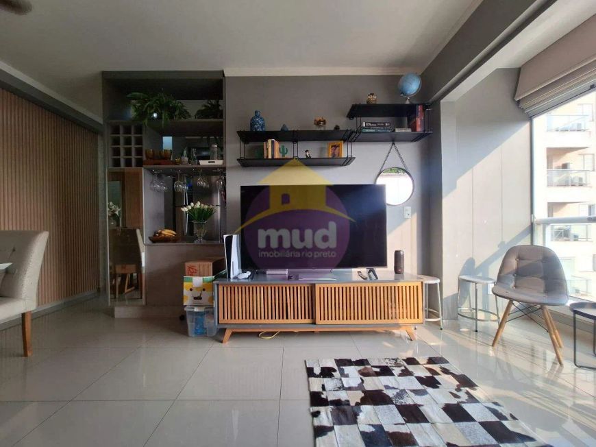 Apartamento à venda no bairro JARDIM WALKIRIA, em São José do Rio Preto - SP