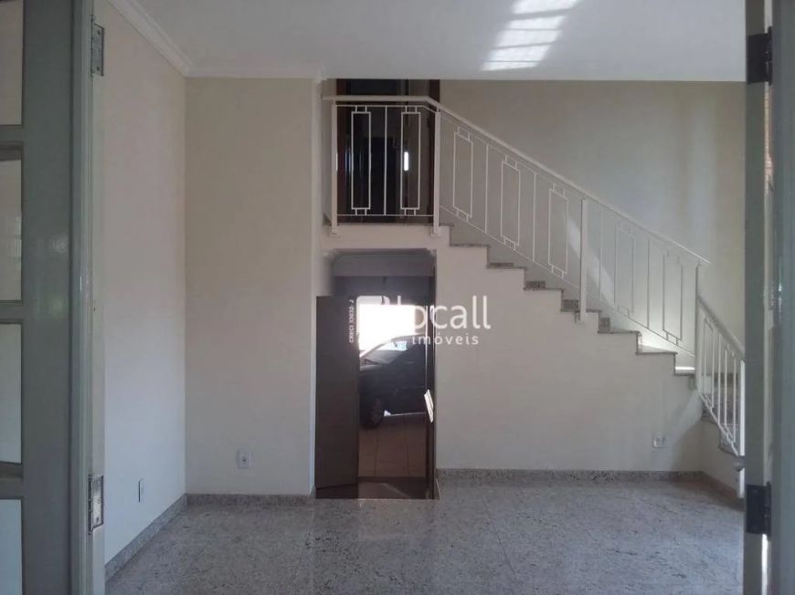 Casa com 3 dormitórios à venda, 350 m² por R$ 1.400.000,00 - Jardim Alto Rio Preto - São José do Rio