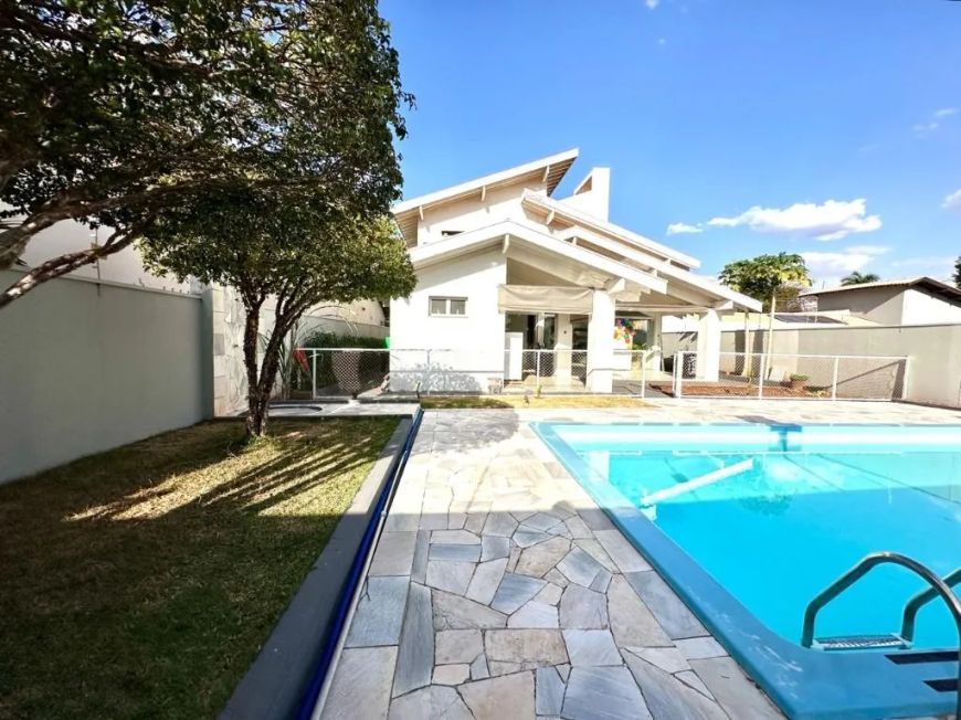 Casa com 4 dormitórios à venda, 380 m² por R$ 1.299.000 - Parque Residencial Comendador Mancor Daud