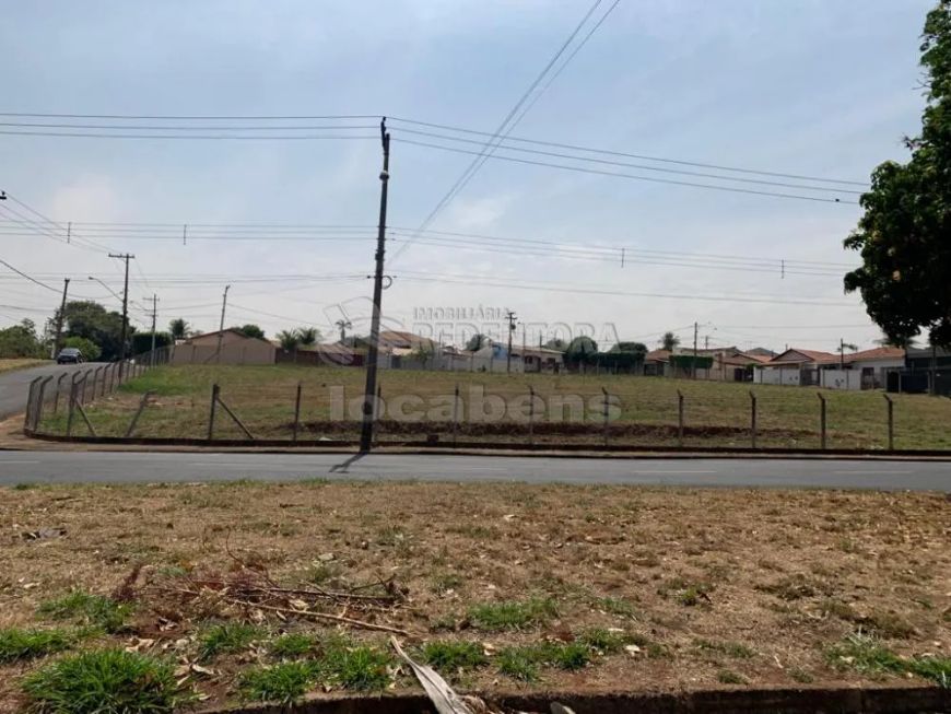 Excelente área em Avenida em Rio Preto com ótimo zoneamento