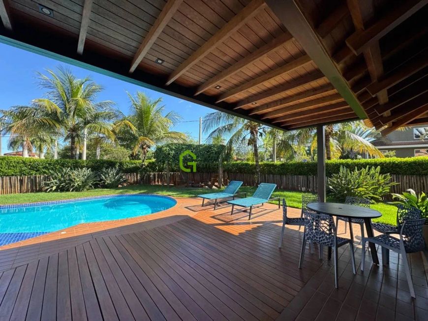 Imóvel exclusivo com 660m² de terreno e vista para o lazer no condomínio Damha II