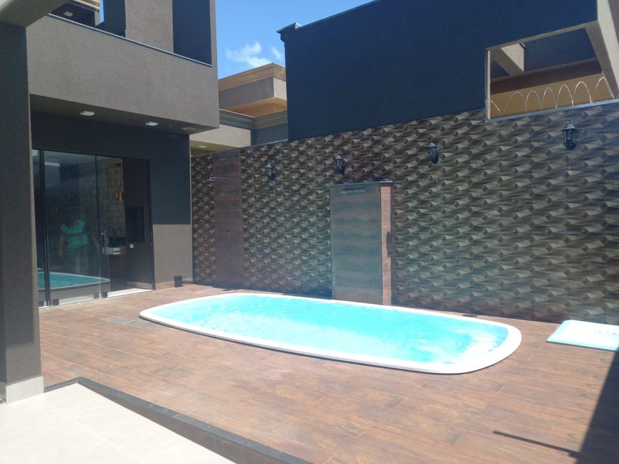 Excelente Sobrado - Bairro SetValley.