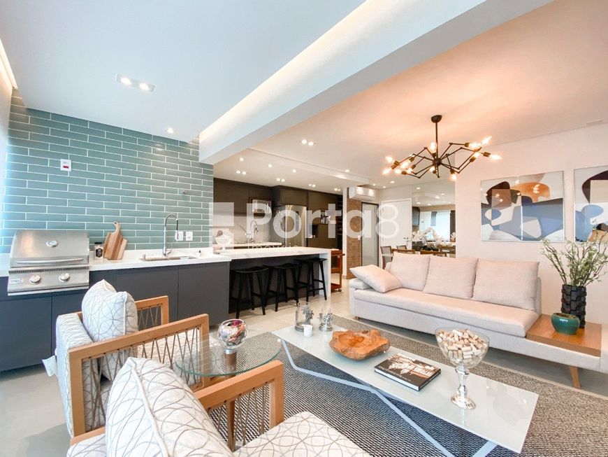 Refinamento, Conforto e Praticidade no Duo JK: Apartamento Mobiliado de Alto Padrão em Andar Alto.