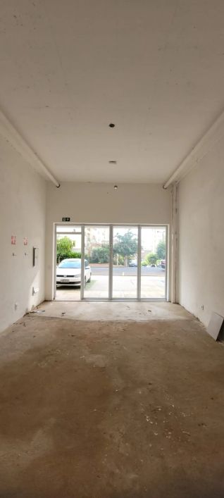 Sala Comercial 83,70m² - Vila Redentora