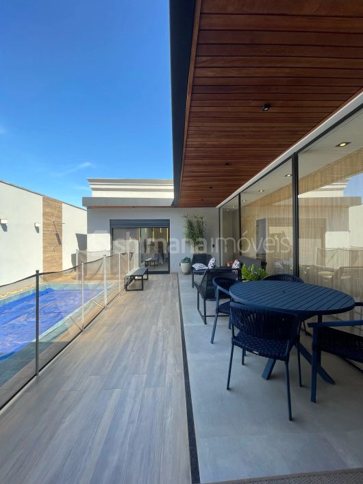 Casa para venda no condomínio Recanto do Lago