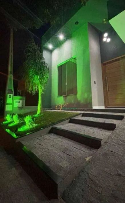 casa 3 dormitórios com piscina