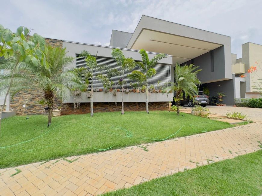 Casa Condomínio Quinta do Lago. Com 3 Suítes.