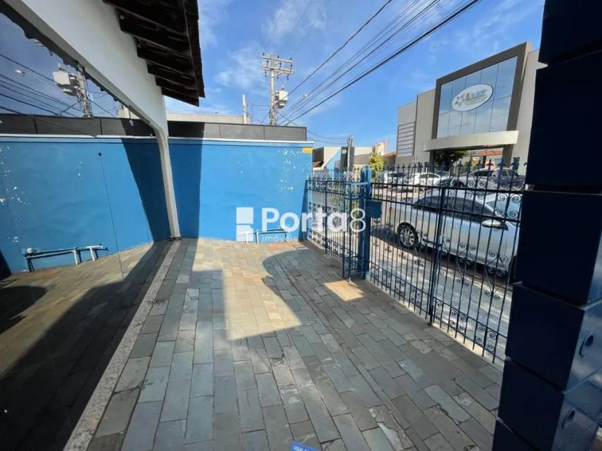 Sobrado Comercial na Vila Redentora, ao Lado dos Principais Hospitais e Shoppings de São José do Rio