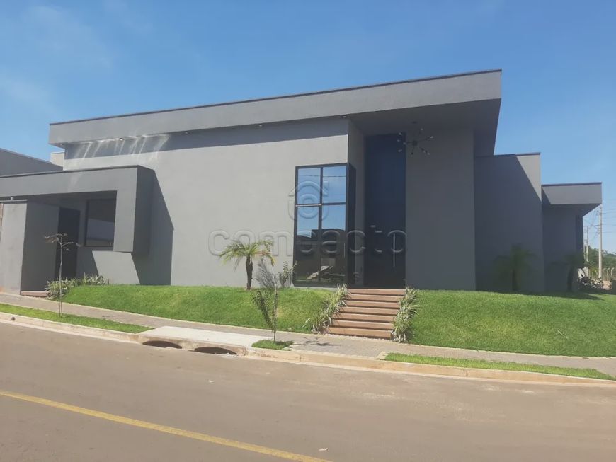 Casa Condomínio