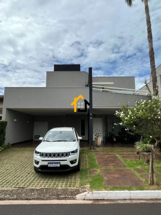Sobrado com 4 dormitórios à venda, 360 m² por R$ 2.150.000,00 - Village La Monta