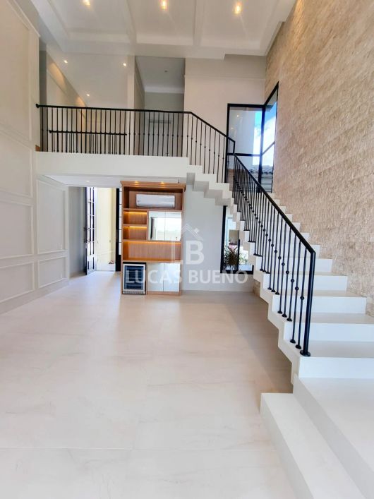 Casa 03 Suítes, 303m² no Condomínio Quinta do Golfe Jardins