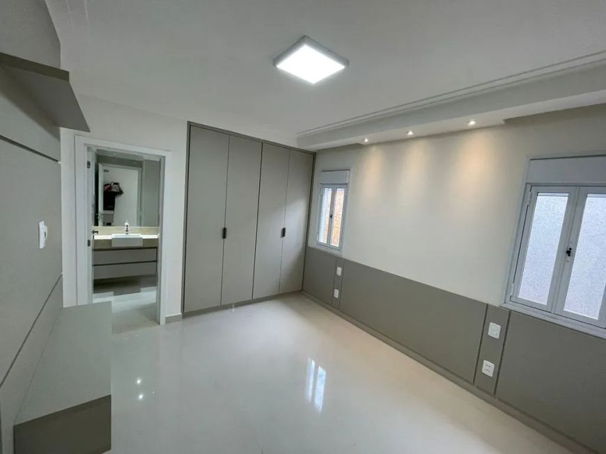 Casa à venda no bairro Parque Residencial Damha V em São José do Rio Preto/SP