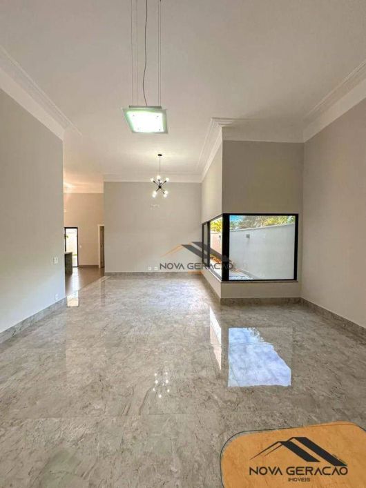 Casa com 3 dormitórios à venda, 220 m² por R$ 1.950.000,00 - Condomínio Village La Montagne - São Jo
