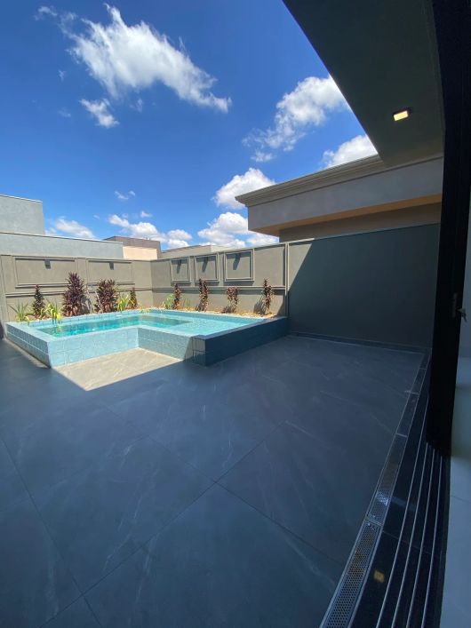 Novo Quinta do Lago 3 suites 1 master, piscina privativa