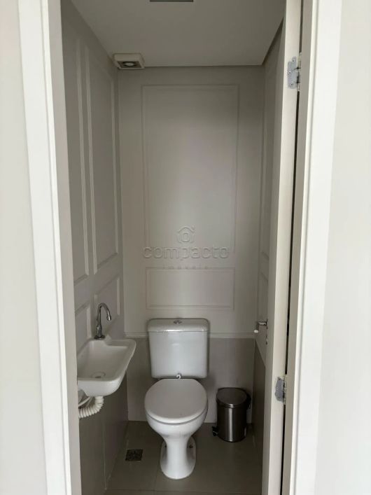 Comercial Sala/Loja Condomínio em São José do Rio Preto