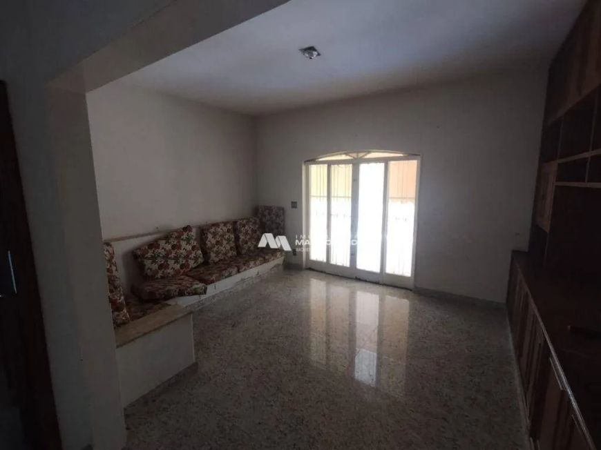 Casa com 3 dormitórios à venda, 540 m² por R$ 1.800.000,00 - Parque Residencial Comendador Mancor Da