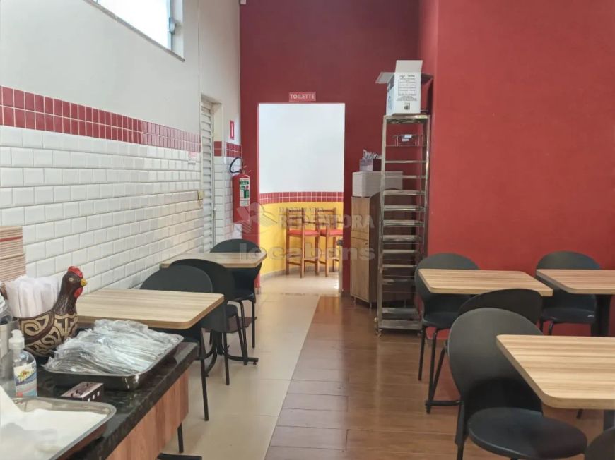 Excelente Imóvel Comercial na Vila Redentora