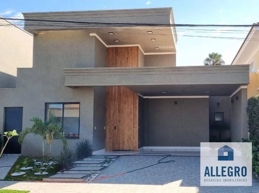 Casa à venda no Village La Montagne com 3 suítes e 2 vagas de garagem / Próximo ao Shopping Iguatemi