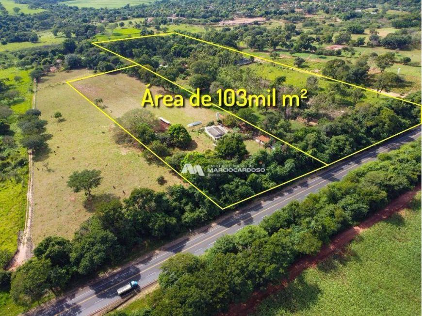 Área à venda, 103000 m² por R$ 5.000.000,00 - São Benedito da Capelinha (Zona Rural) - São José do R