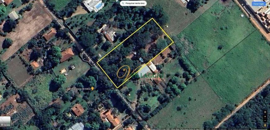 Chácara com 3 dormitórios à venda, 6000 m² por R$ 1.700.000,00 - Estância Jóckei Club - São José do