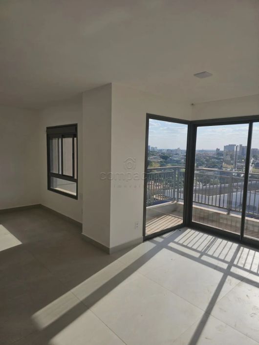 Apartamento com 3 suítes na Zona Sul
