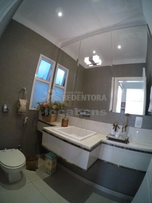 Casa Sobrado 04 dormitórios Parque Residencial Damha III