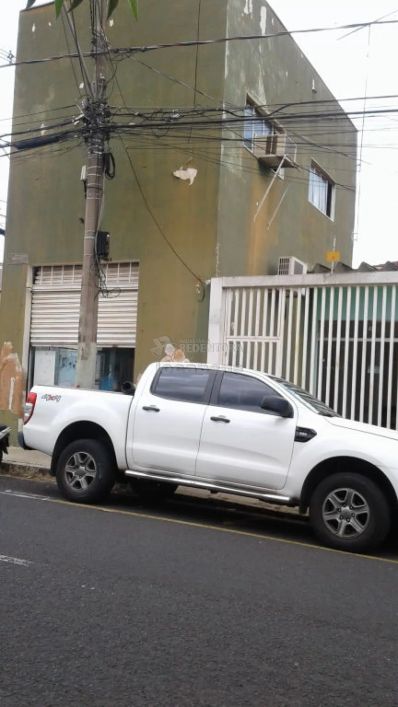 Vila Imperial - Sobrado comercial e residencial - Em esquina - 3 dorms, aptos 1 com armário