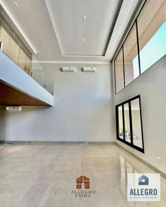 Sobrado à venda no Damha I com 4 suítes, elevador e com energia fotovoltaica! Com vista para represa