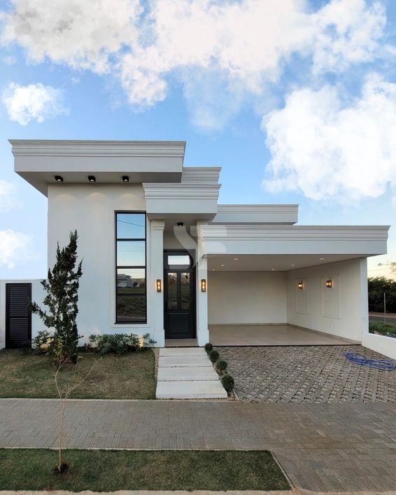 Casa de condomínio com 3 suites no Maria Julia.