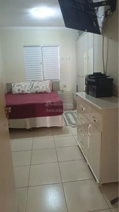 Venda de Casa com 3 Dormitórios localizada no Condomínio Parque da Liberdade I.