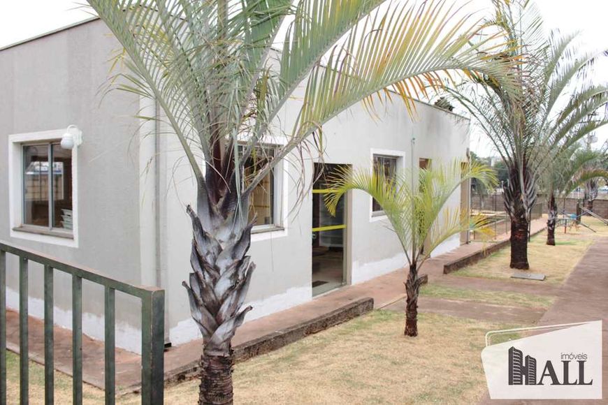 Apartamento com 2 dorms, Vila Boa Esperança, São José do Rio Preto - R$ 180 mil, Cod: 9552