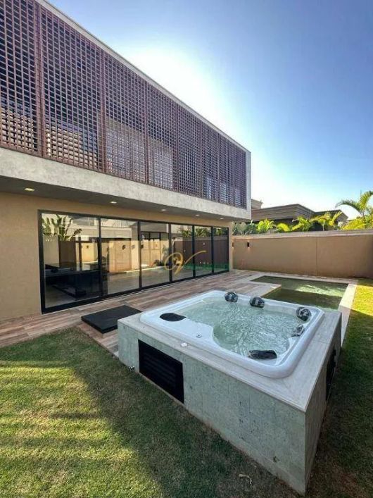 Casa com 4 dormitórios à venda, 370 m² por R$ 4.300.000 - Residencial Quinta do Golfe - São José do