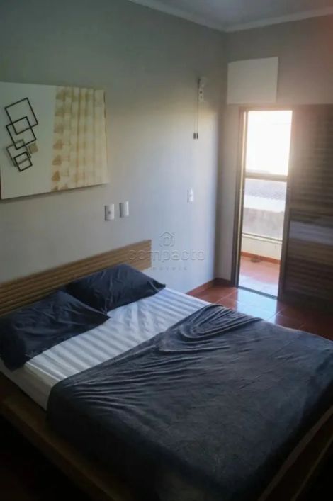 Apartamento Padrão em São José do Rio Preto