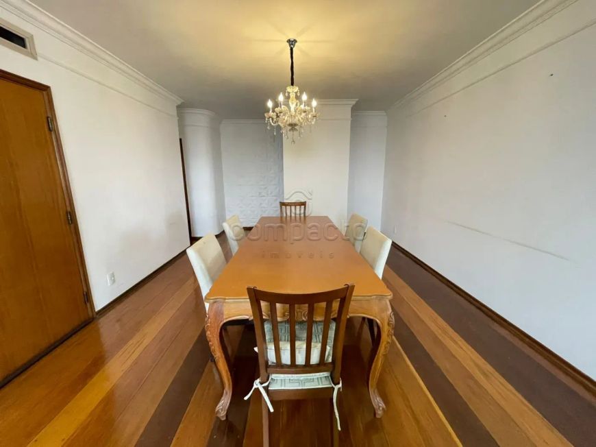 Apartamento Padrão em São José do Rio Preto