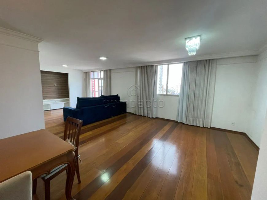 Apartamento Padrão em São José do Rio Preto