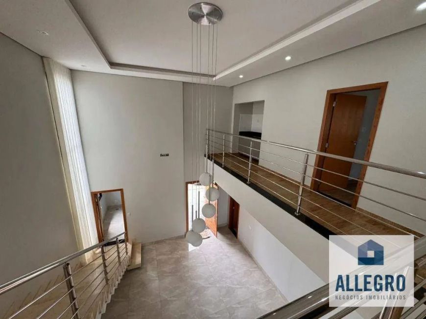 Casa à Venda no Buona Vita com 3 dormitórios e 2 vagas de garagem coberta / Próximo ao Vila Conte !!