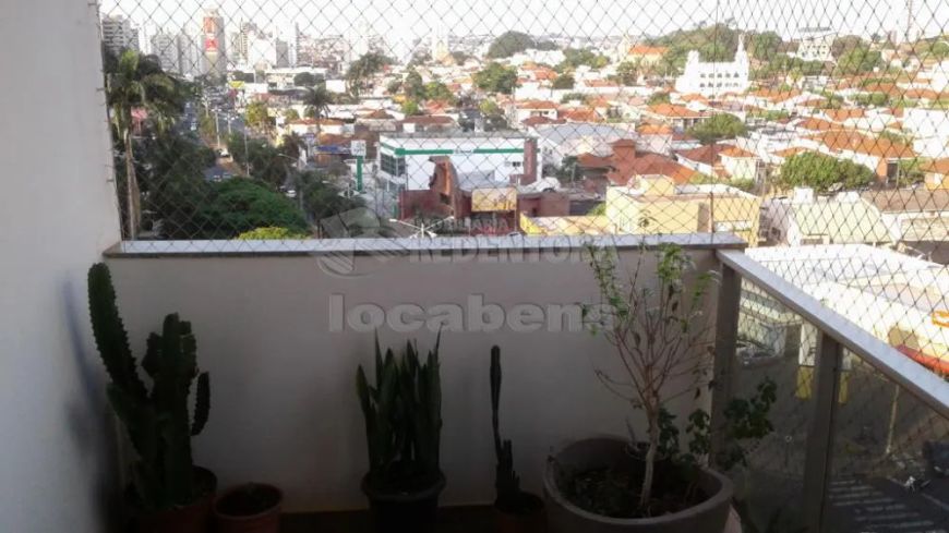 AV ALBERTO ANDALÓ, Andar alto, 240m² de construção, 3 dorms com 1 suite, 2 vagas, de Frente