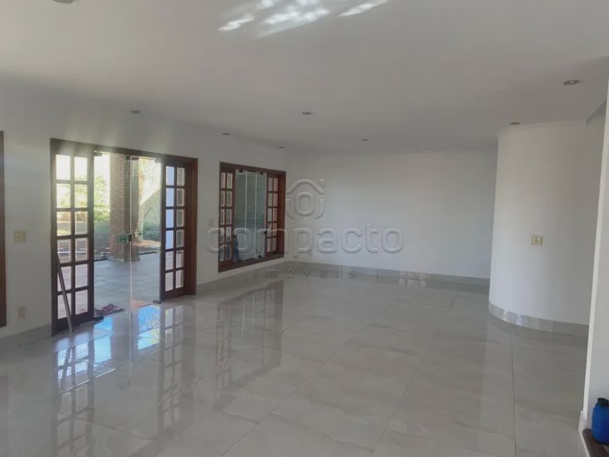 Comercial Casa em São José do Rio Preto